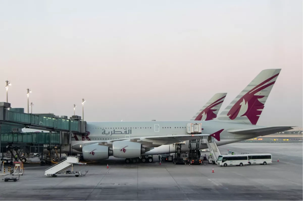 Qatar partially resumes air traffic via emergency routes