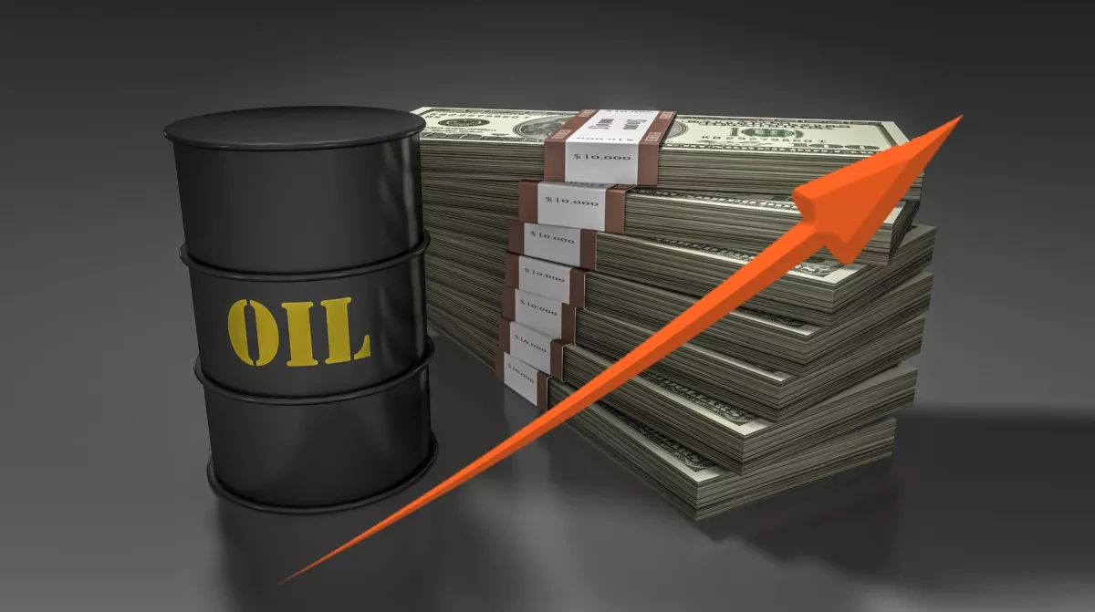 Azerbaijan's Azeri Light crude climbs above $100 per barrel