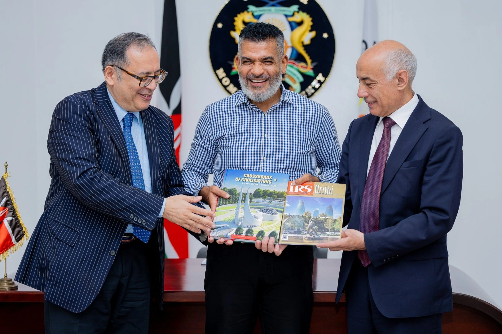Azerbaijani delegation meets with Kenya's Mombasa governor (PHOTO)