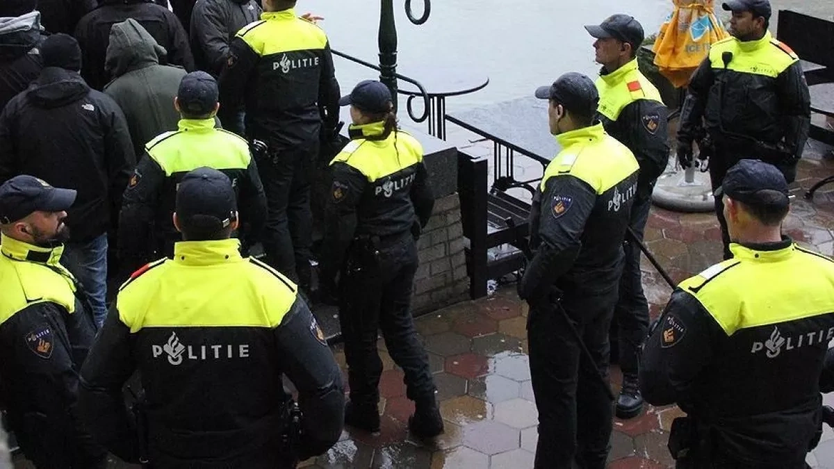 Netherlands probes police attack on Muslim women in Utrecht