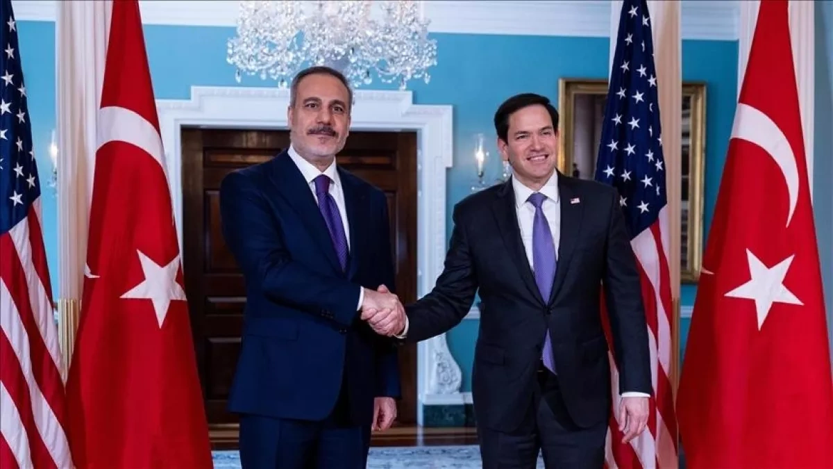 Turkish, US top diplomats discuss Syria by phone