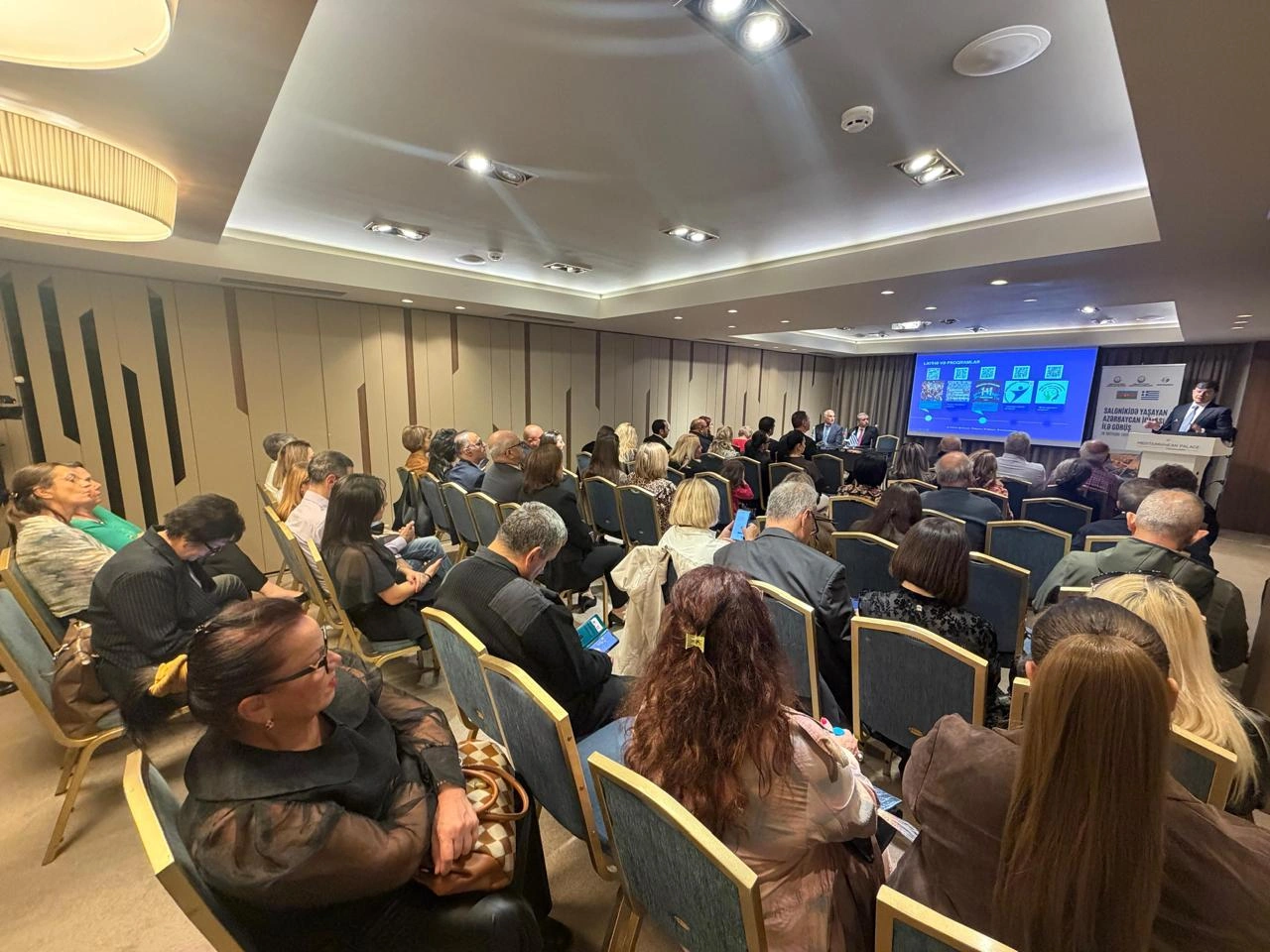 Azerbaijani diaspora discusses national unity at Thessaloniki meeting (PHOTO)