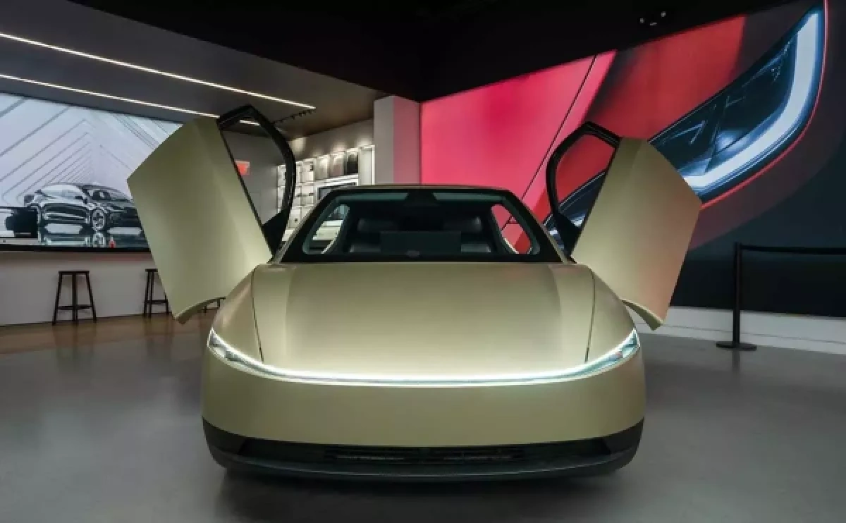 Tesla enters new era as Cybercab robotaxi production gets underway VIDEO