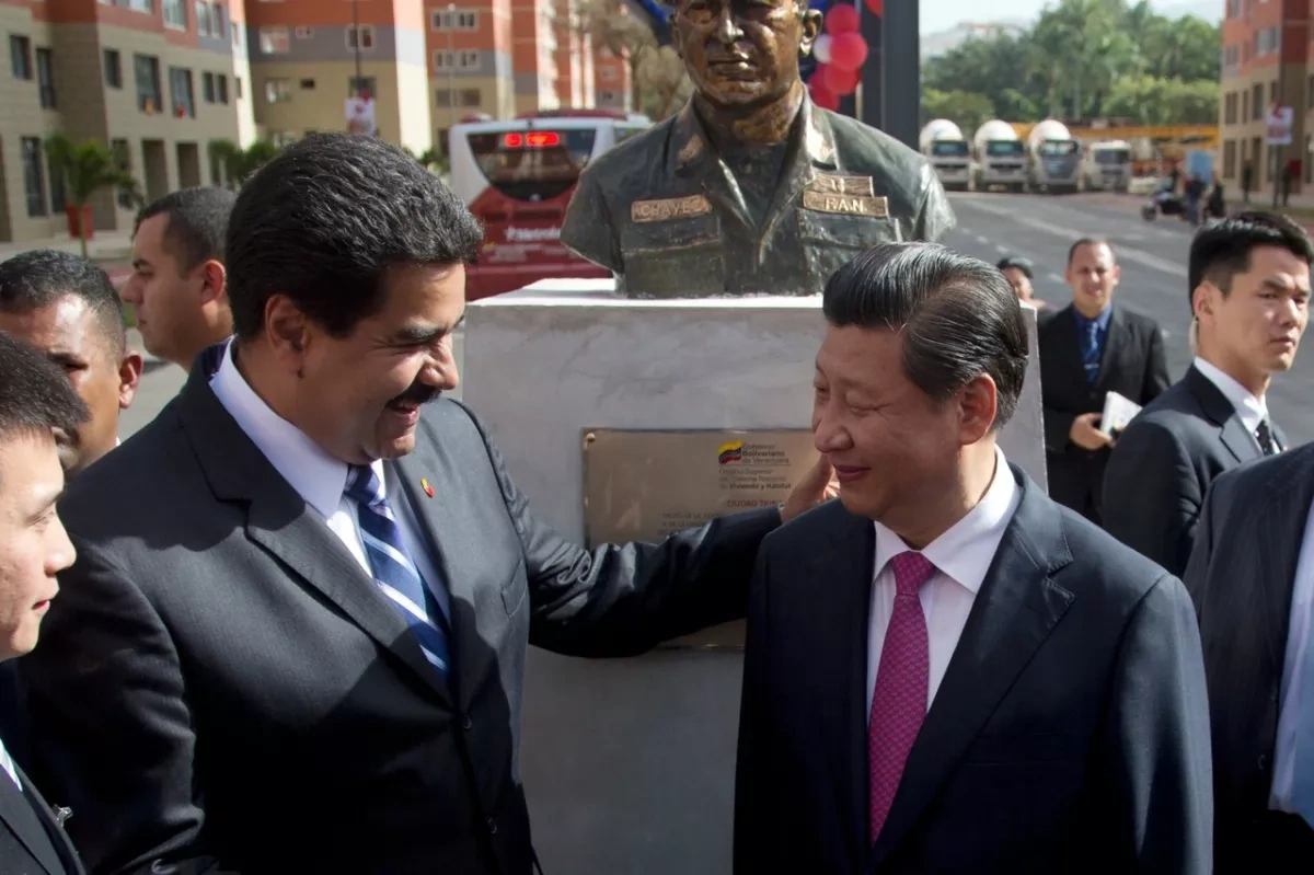 Media: Chinese delegation possibly caught in crossfire during Venezuela crisis