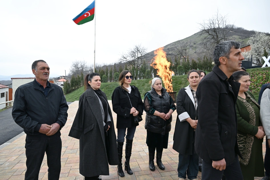 President Ilham Aliyev, First Lady Mehriban Aliyeva inspect restoration of individual houses and infrastructure in Khanoba village of Khojavend (PHOTO)