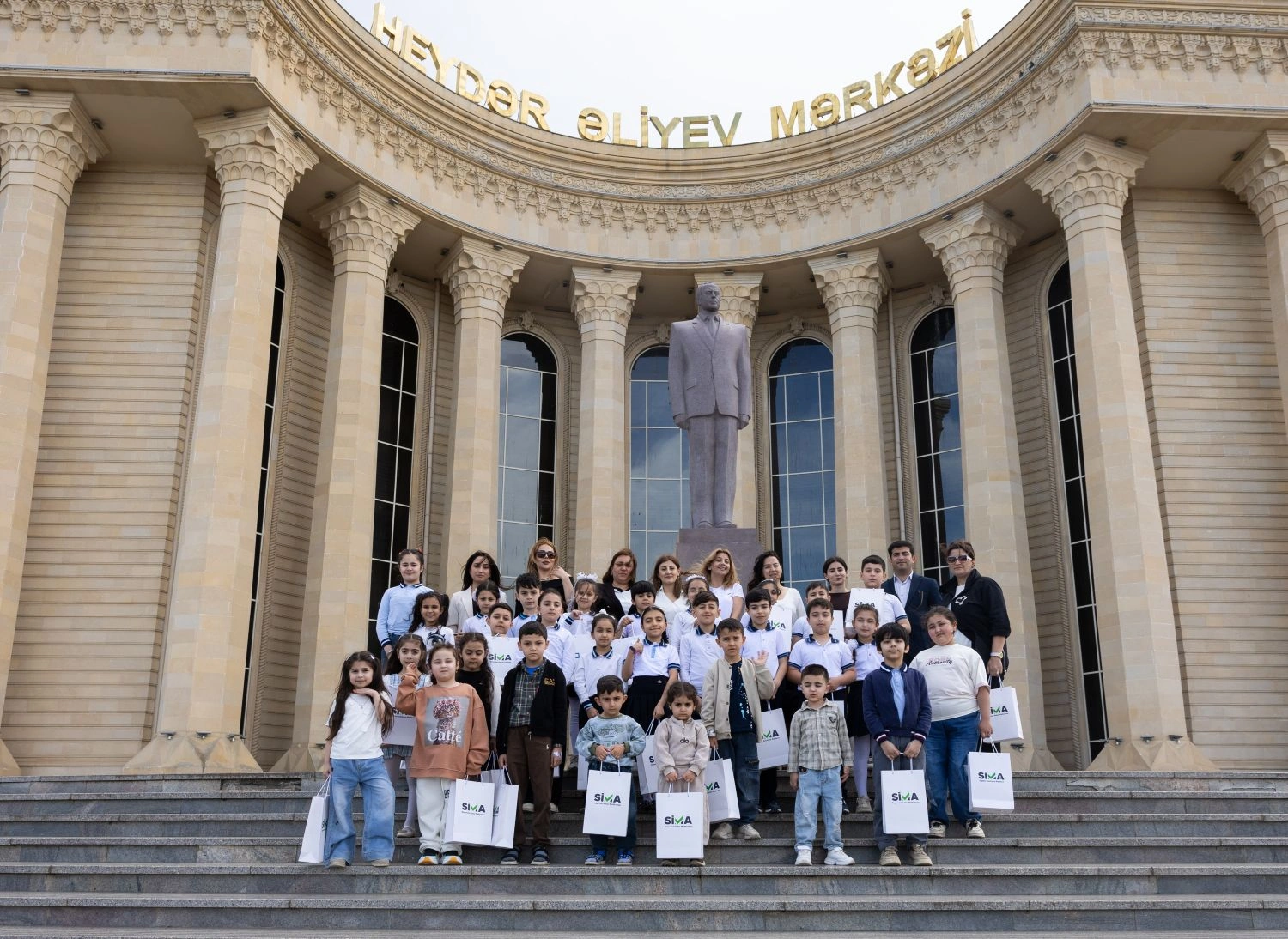 AzInTelecom hosts digital safety session for children ahead of International Children’s Day (PHOTO)