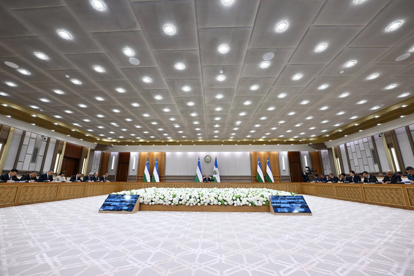 Uzbekistan promotes local, energy-efficient building materials