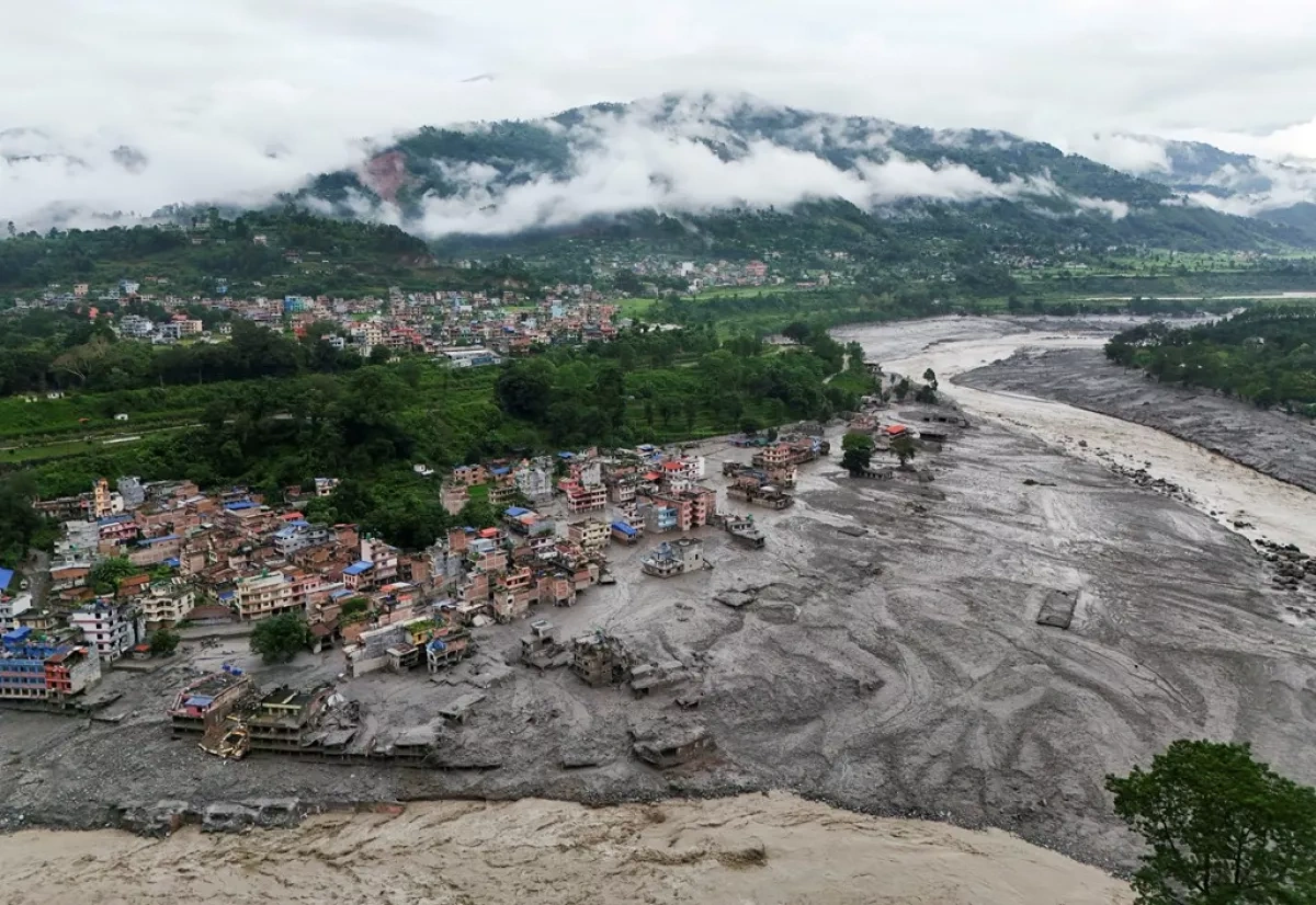 Nepal flood death toll tops 900, more than 4,000 still missing PHOTO