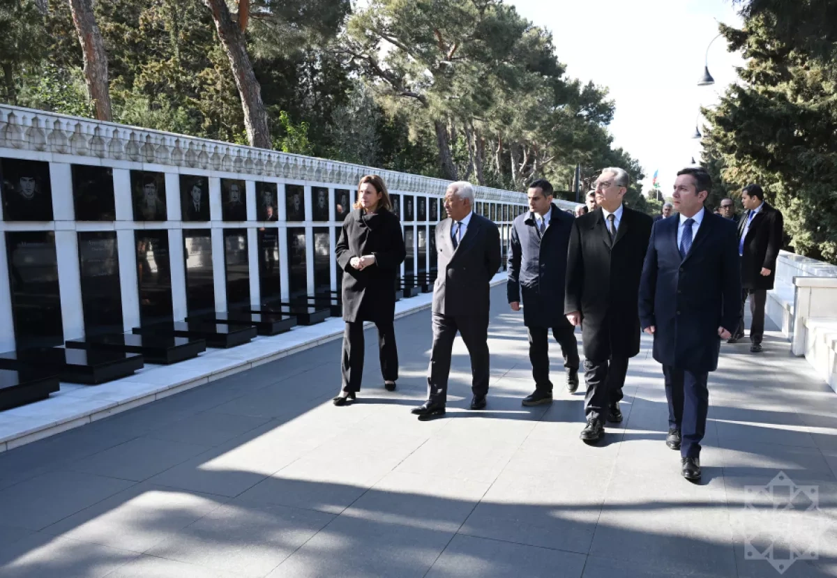 António Costa pays tribute to Azerbaijani heroes during Baku visit photo
