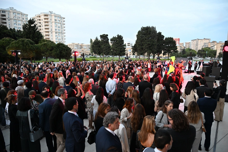 Solo exhibition of Peruvian artist opened at Heydar Aliyev Center (PHOTO)
