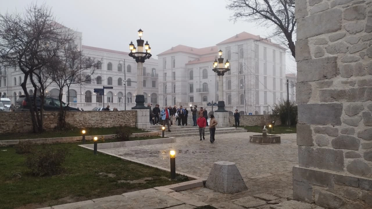International travelers explore Shusha (PHOTO)