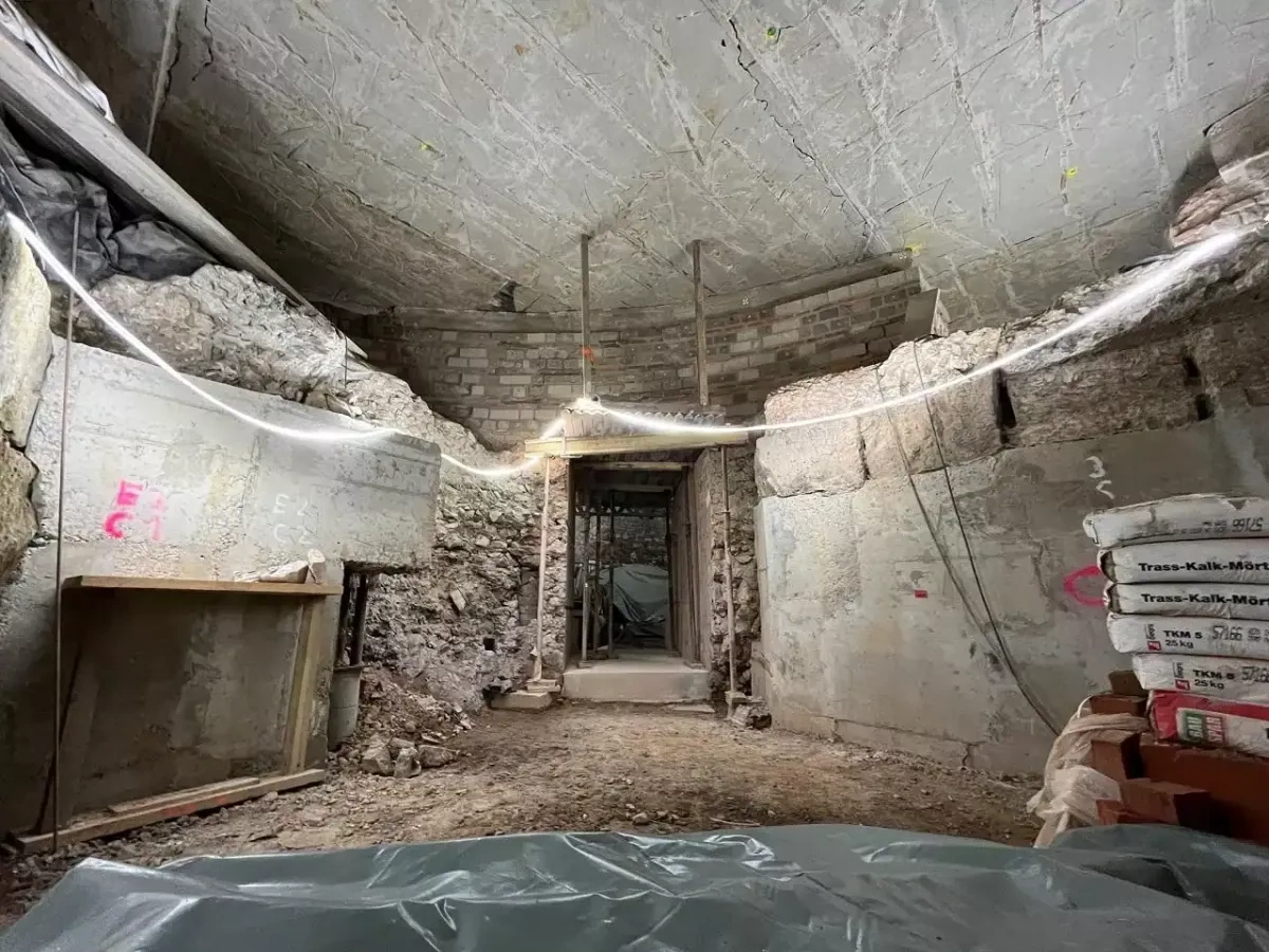 Ancient Roman staircase unearthed beneath Cologne museum site