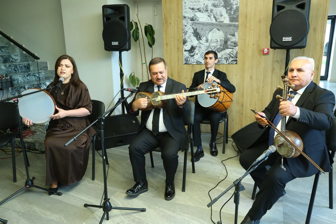 Azerbaijan's Shusha features Circassian music performances (PHOTO)