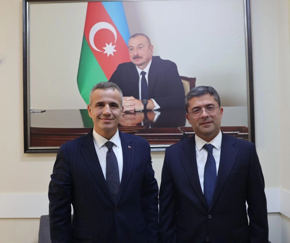 Azerbaijan, Türkiye discuss co-op in media and communications (PHOTO)