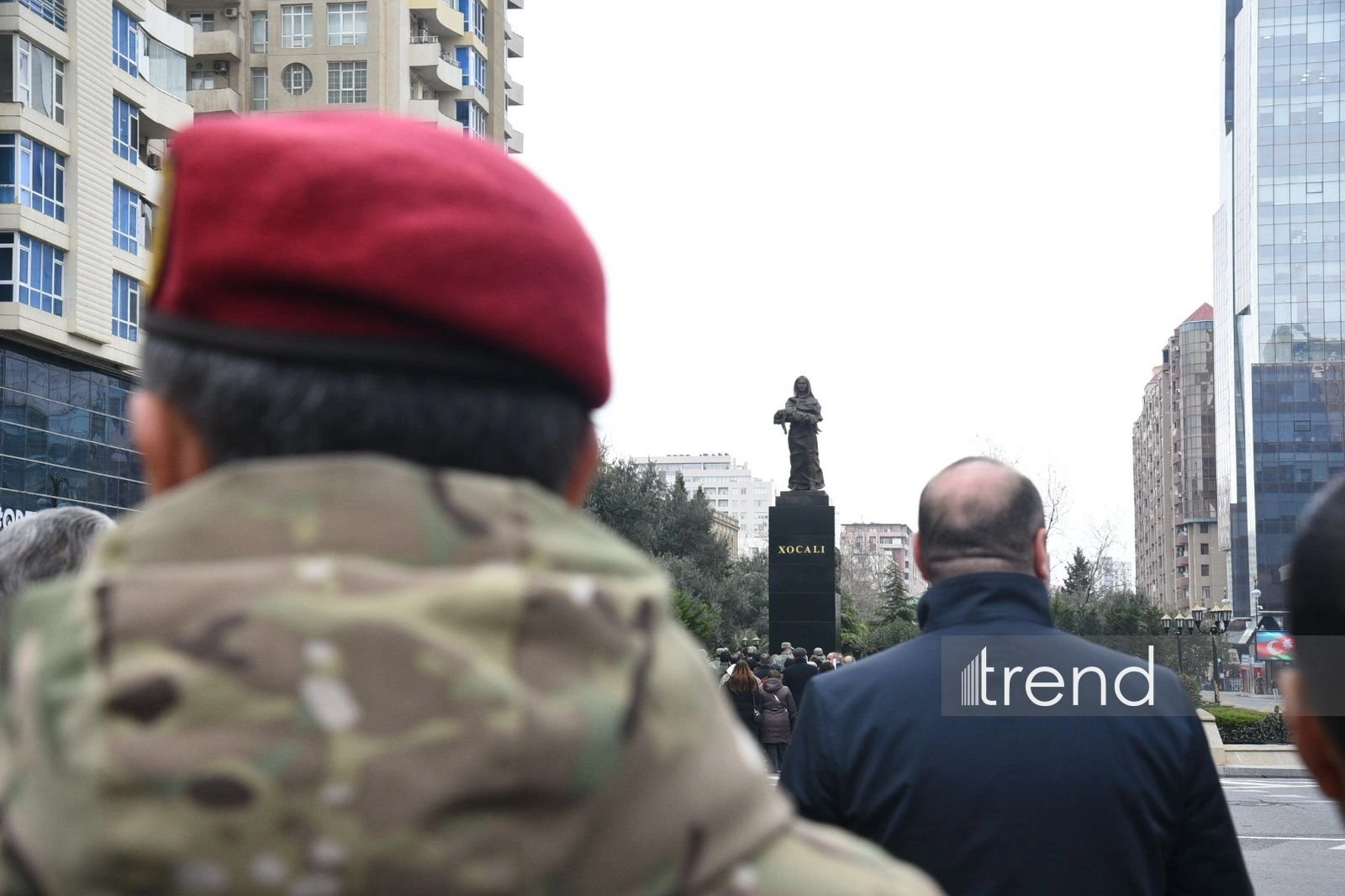 Azerbaijani people visit "Mother's Cry" monument on 34th anniversary of Khojaly genocide (PHOTO)