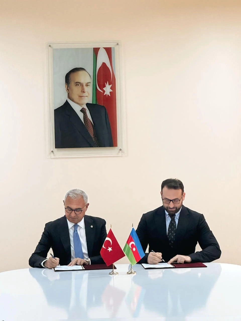 Azerbaijan, Türkiye industrial zones sign cooperation MoU (PHOTO)