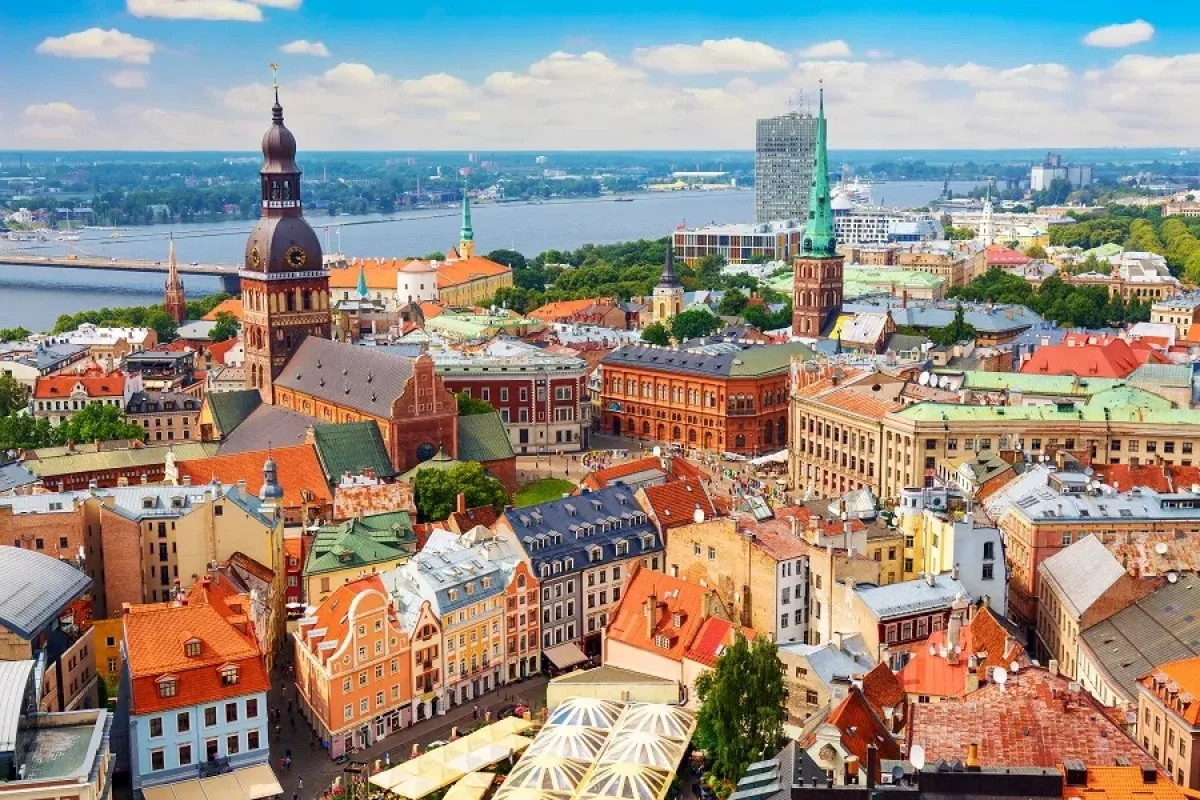 Azerbaijan breaks into top five for Latvian government scholarships