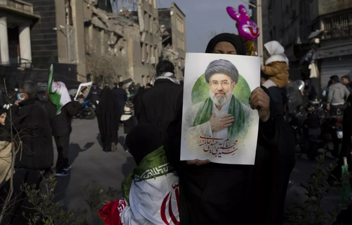 FM Araghchi says Mojtaba Khamenei is healthy and fully controls Iran
