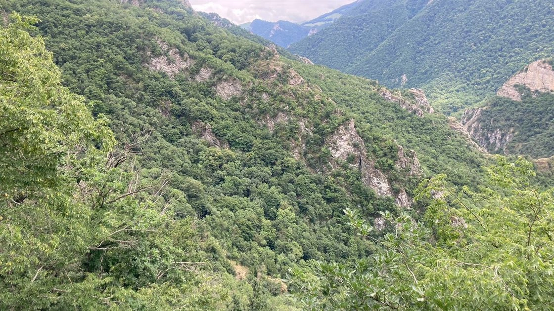 International travelers begin tour of Azerbaijan’s Karabakh region