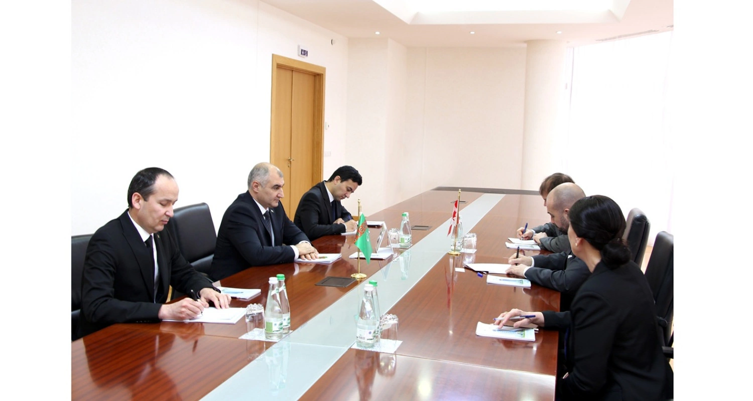 Turkmenistan, Canada discuss expansion of trade and economic ties
