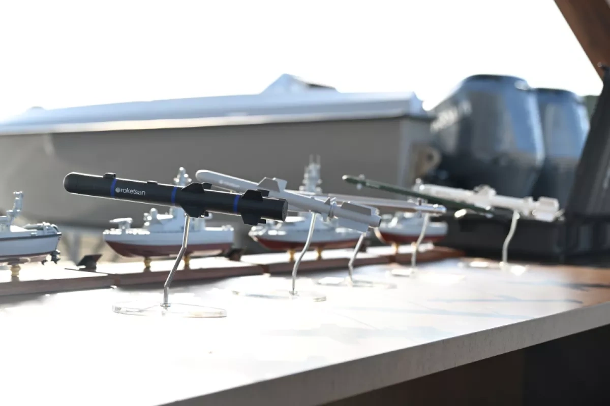 President Aliyev, first lady visit Azerbaijan’s Navy, inspect naval capabilities PHOTO
