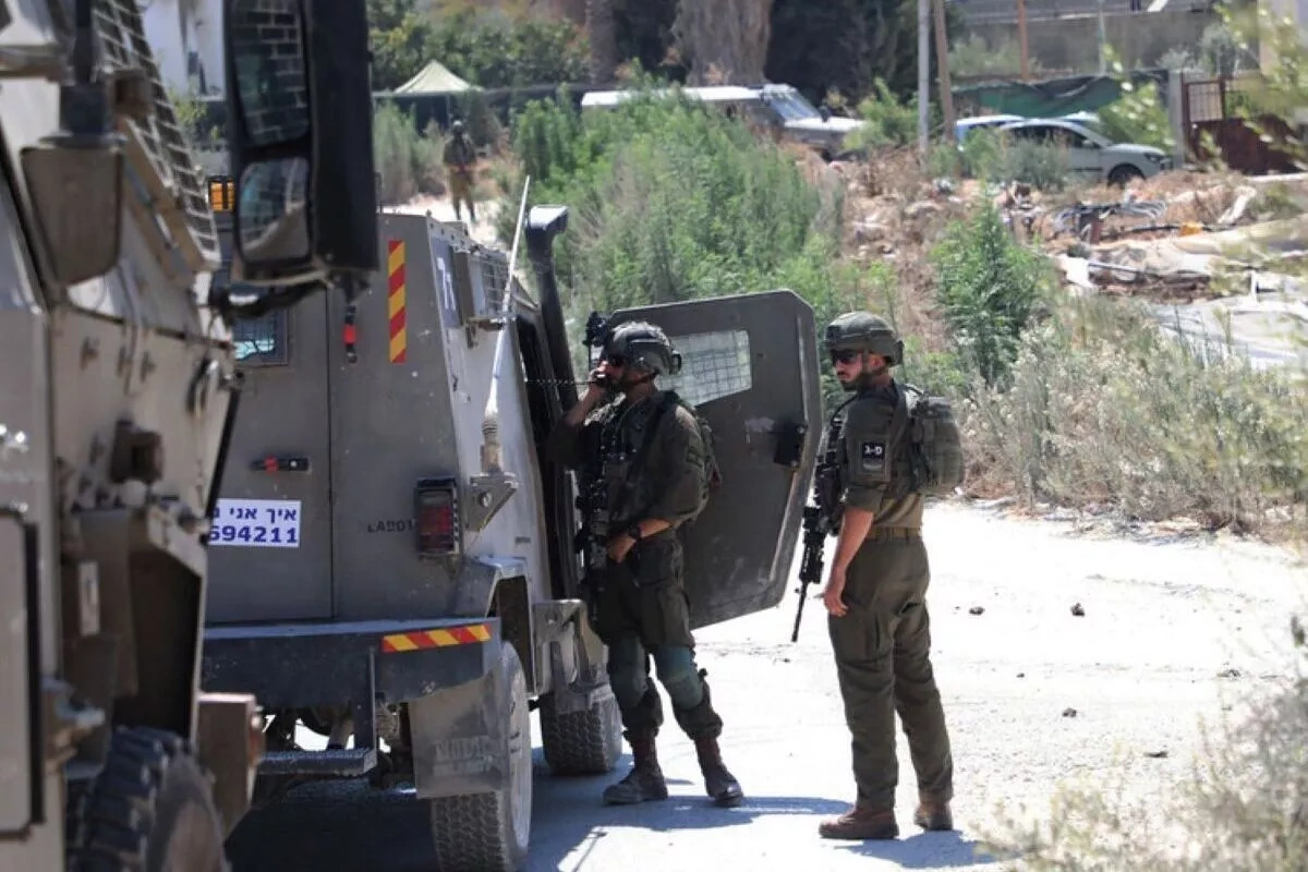 IDF strikes Hezbollah militants in southern Lebanon