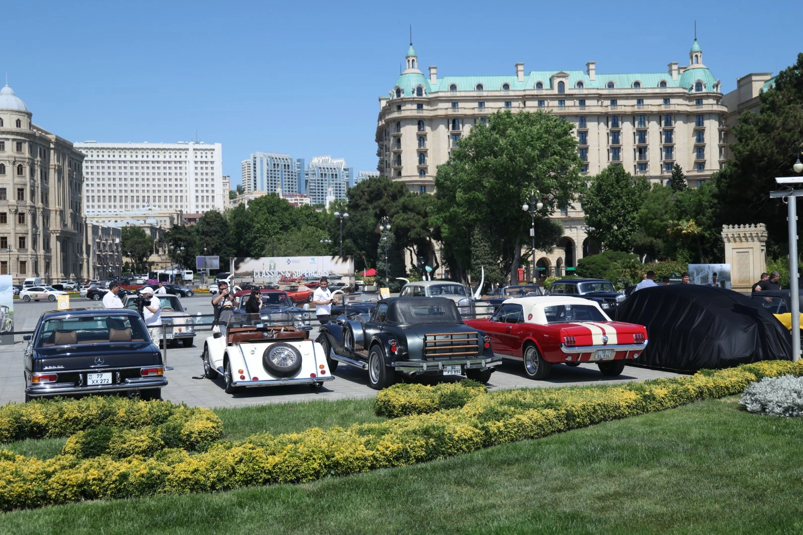 First day of classic and high-speed ​​car festival concludes in Baku (PHOTO/VIDEO)