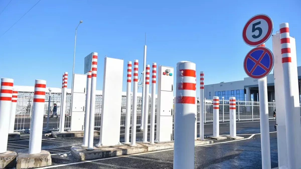 Kazakhstan announces temporary road border closures with China