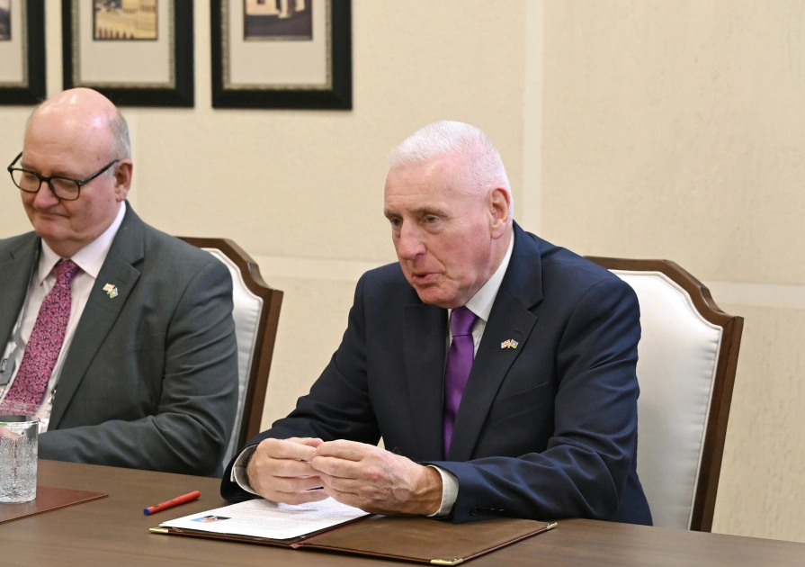 President Ilham Aliyev receives UK Minister of State for Defense (PHOTO)