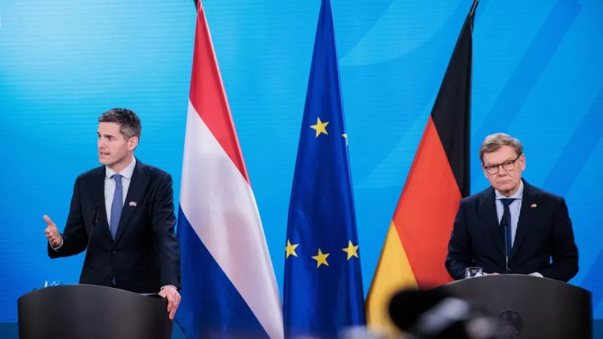 German FM heads to The Hague for talks on EU budget, European defence