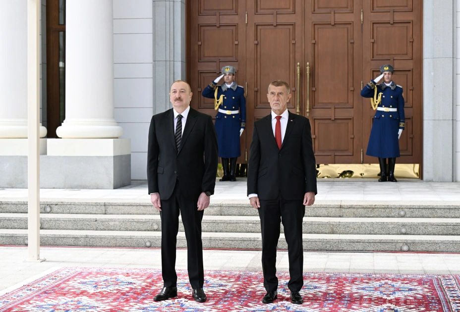 Official welcome ceremony held for Prime Minister of the Czech Republic Andrej Babiš in Azerbaijan (PHOTO)