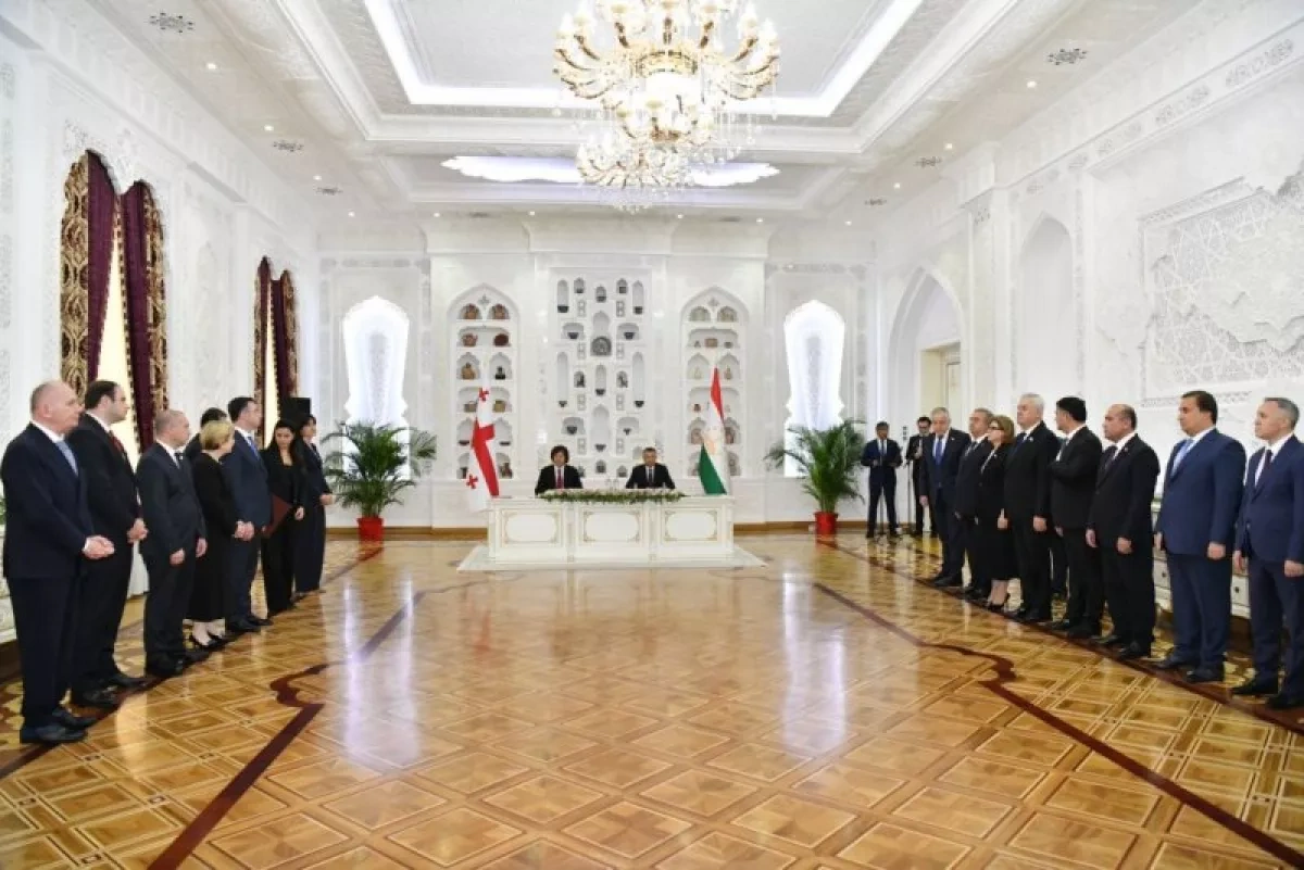 Georgia, Tajikistan sign series of cooperation agreements PHOTO