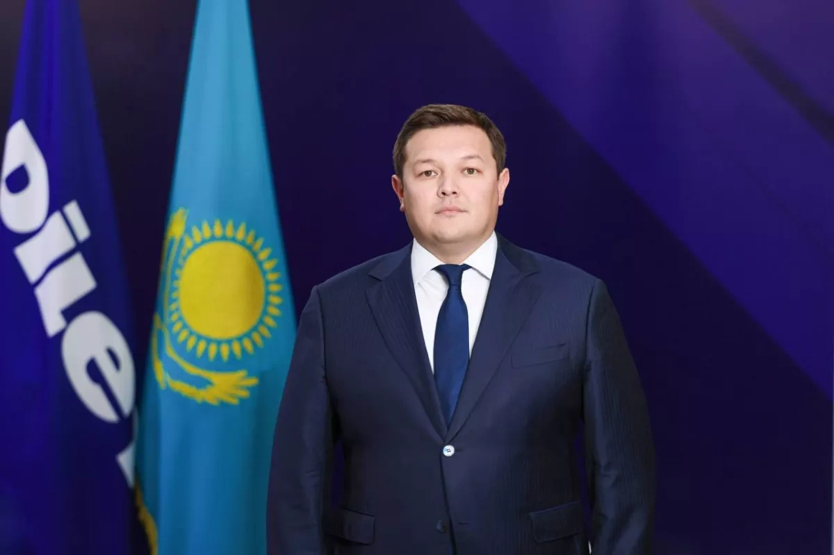 Kazakhstan’s ruling Adilet Party appoints three deputy chairmen PHOTO