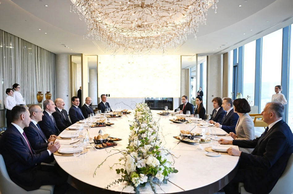 Tbilisi hosts luncheon in honor of President Ilham Aliyev (PHOTO)