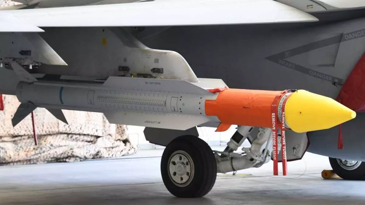 US military receives new air-to-air weapon with range exceeding 300 km