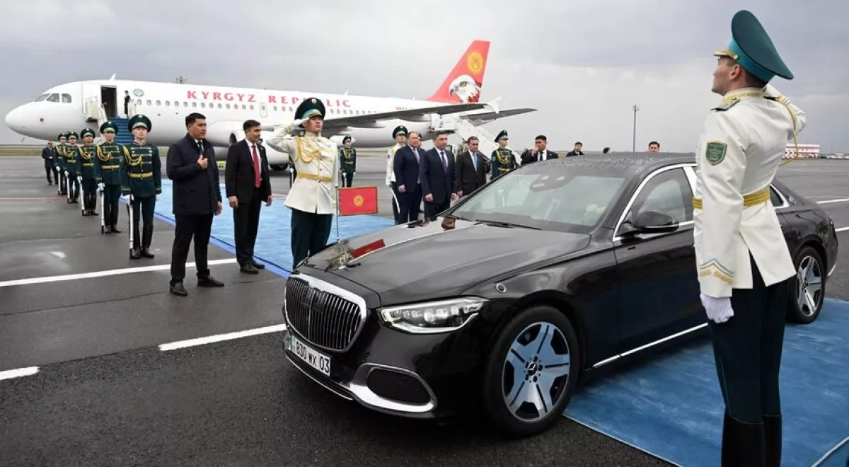 Kyrgyz president arrives in Astana for working visit