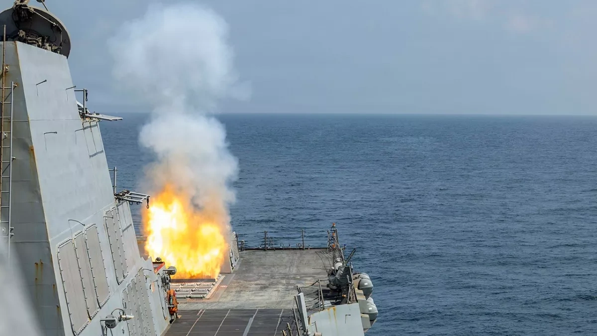 Two US warships transit Strait of Hormuz as tensions threaten ceasefire