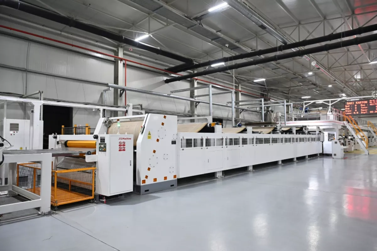 President Ilham Aliyev inaugurates “Azermirror” plant in Sumgayit Industrial Park Photo