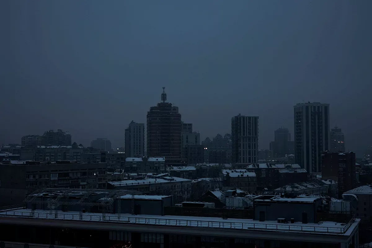 Russian strikes knock out Dnipro’s power, heating VIDEO