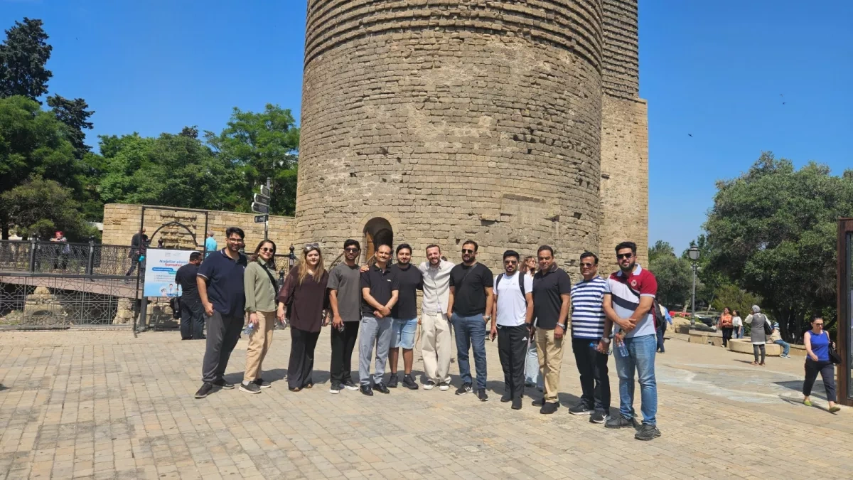 Azerbaijan hosts Pakistani travel firms in tourism promotion visit PHOTO