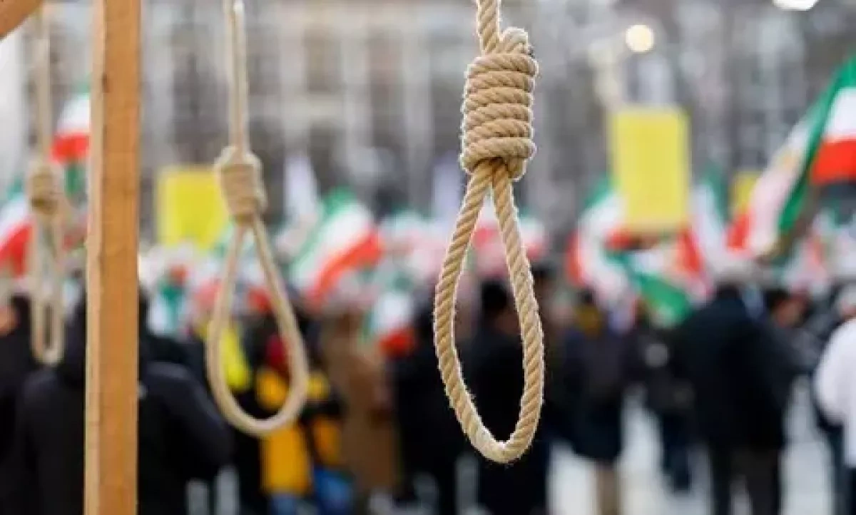 Iran executes two men for links to opposition group