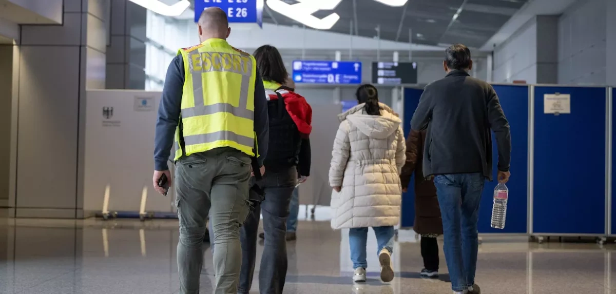 Munich airport pushes ahead with federal deportation terminal despite civil backlash