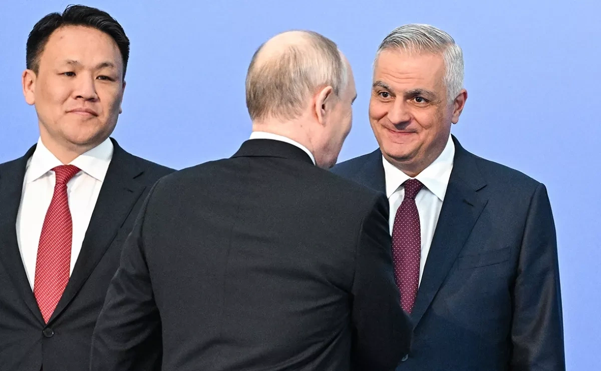 Russian president meets Armenian deputy PM ahead of EAEU summit VIDEO