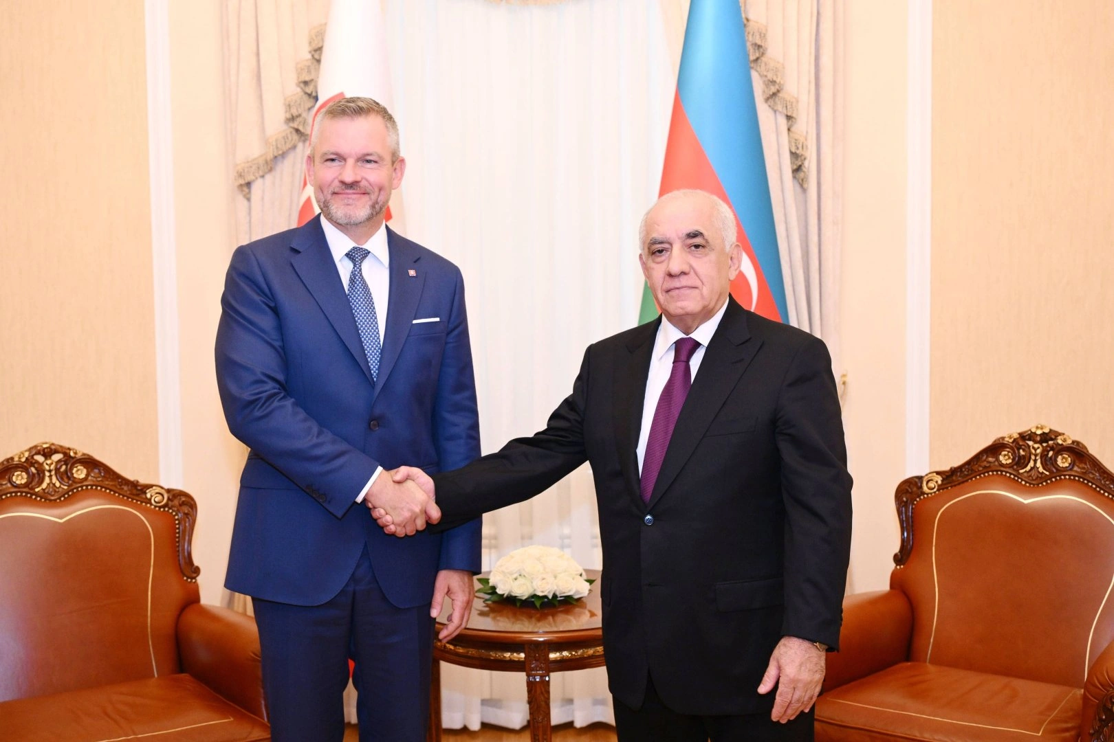 Azerbaijan's PM, Slovak President discuss expanding strategic partnership (PHOTO)