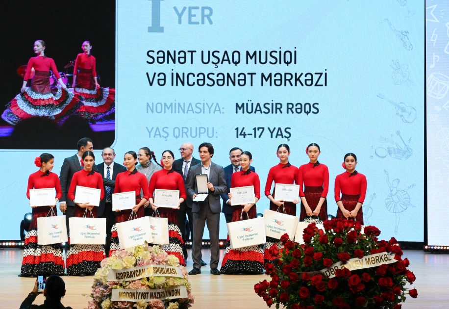 Heydar Aliyev Foundation VP Leyla Aliyeva and Alena Aliyeva attend awarding ceremony of Children’s Art Contest (PHOTO)