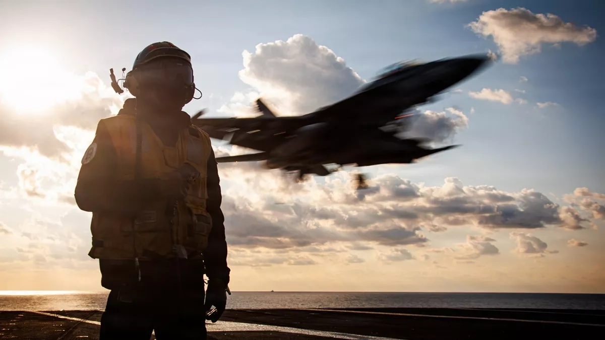 Media: Washington notifies Israel of possible intensified strikes on Iran