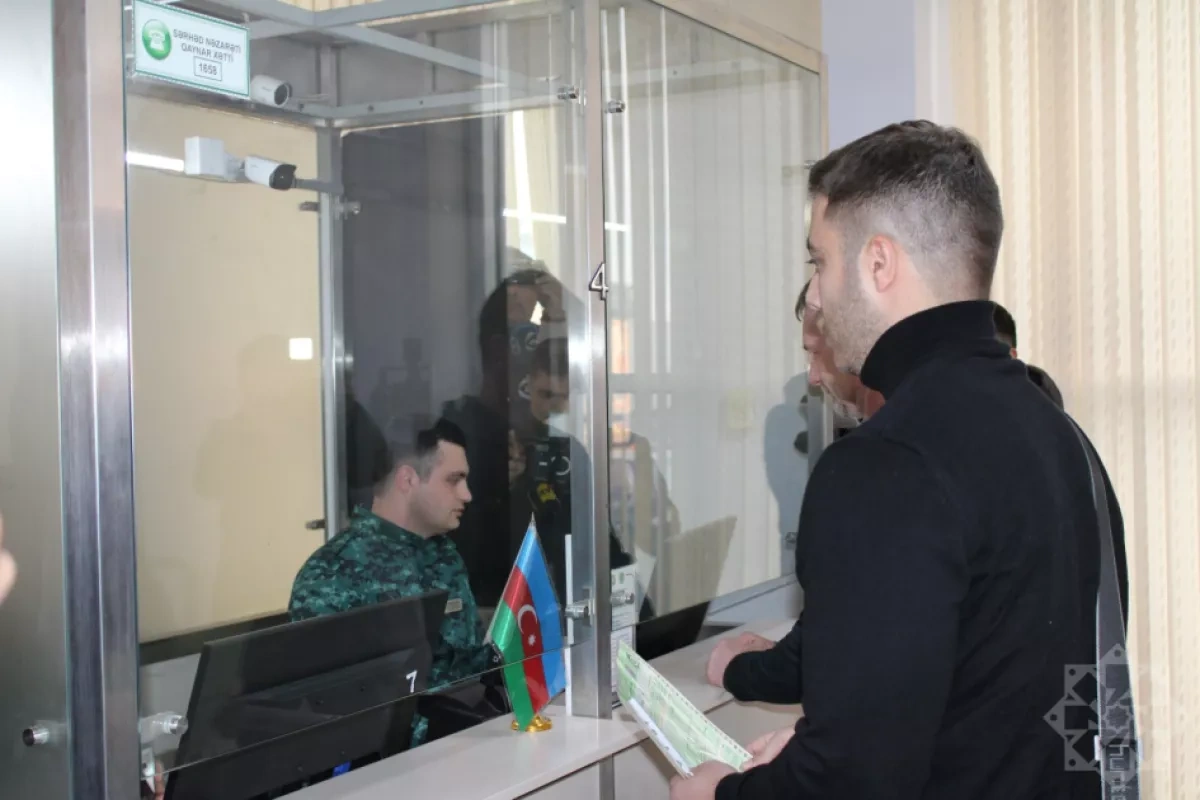 Swedish, Czech diplomats evacuated from Iran via Azerbaijan Photo