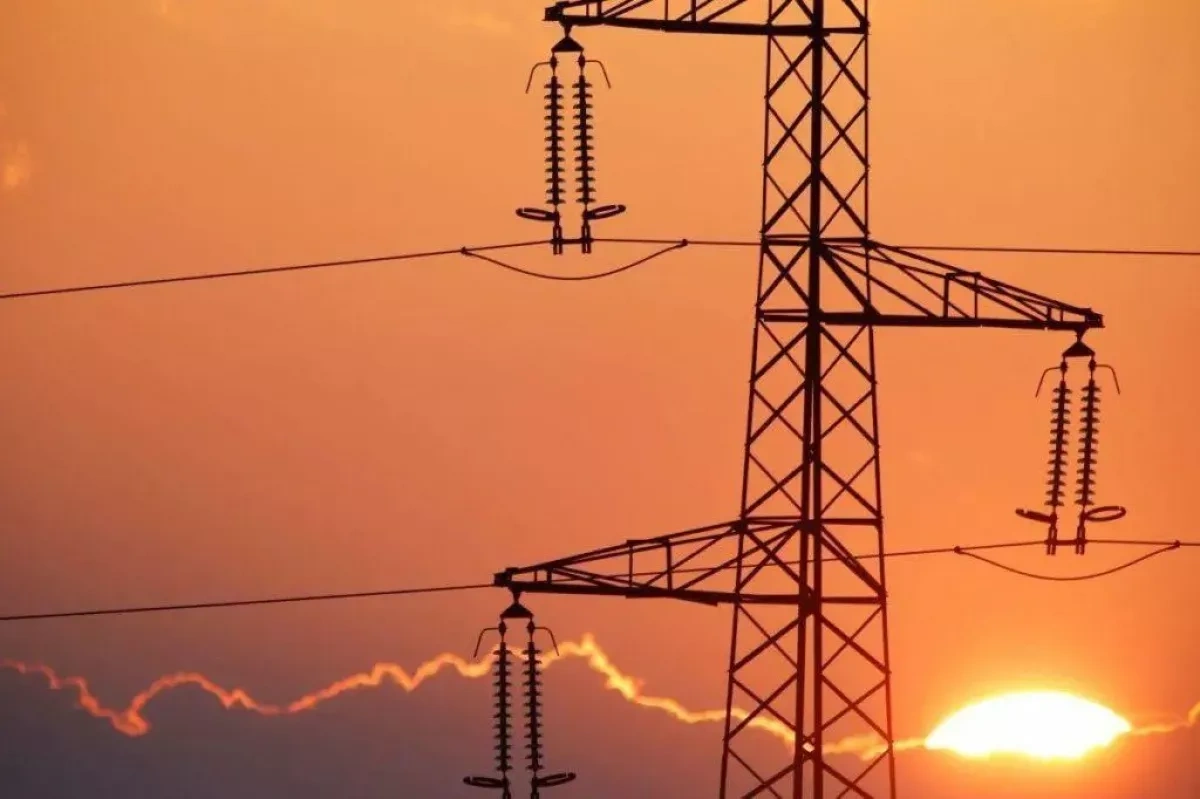 Heatwave causes power outages in Italian city