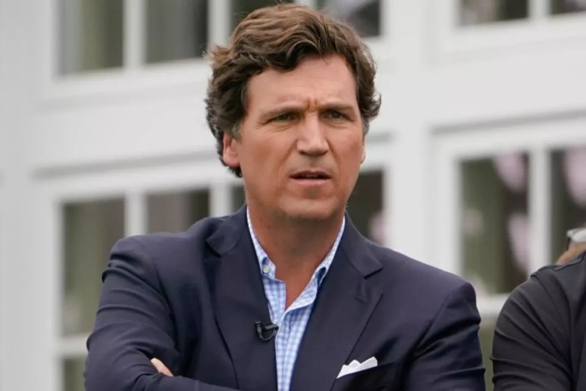US journalist Tucker Carlson says CIA investigating him over Iran contacts