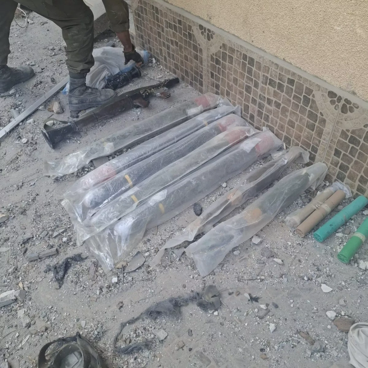 IDF says troops seize Hezbollah rocket cache in southern Lebanon raid Photo